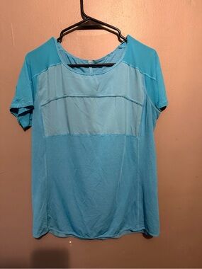 Source Unknown Light Blue Short Sleeve Performance Tee
